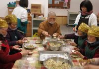 手工水餃 藥膳火鍋 日照中心春節快樂餐會